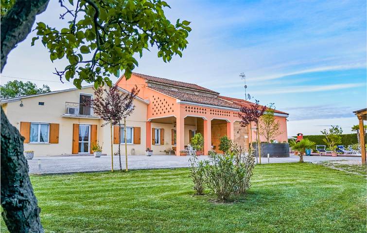 Casa vacanza per 7 persone, con Idromassaggio e Piscina nonché Sauna in Provincia di Padova
