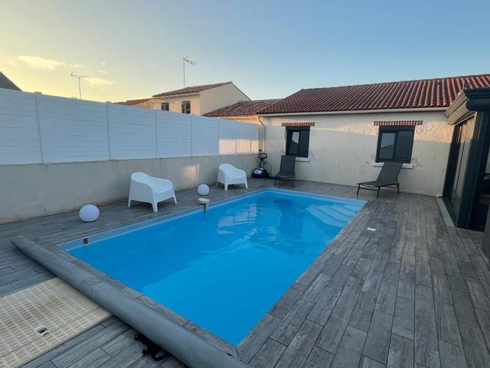 Villa pour 8 personnes, avec piscine et jardin à Saint-Jean-de-Monts