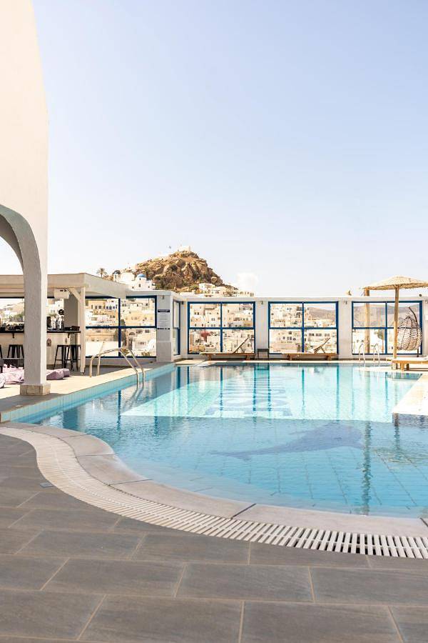 Hôtel pour 2 personnes, avec Terrasse ainsi que Jardin et Piscine
