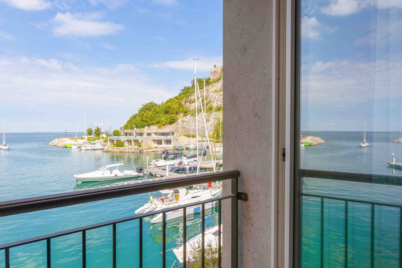 Ganze Wohnung, Vista sul porticciolo - Portopiccolo Apartments in Sistiana, Karst