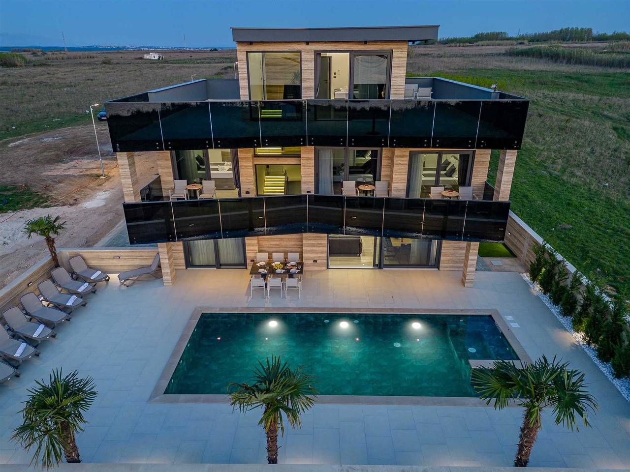 Panoramablick auf das Meer | Luxuriöse Villa | Ideal für 10 Personen in Privlaka, Zadar