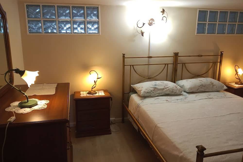 Appartamento intero, Loft per famiglie ai piedi dell'Etna. Posto auto privato e giardino panoramico. in Zafferana Etnea, Etna