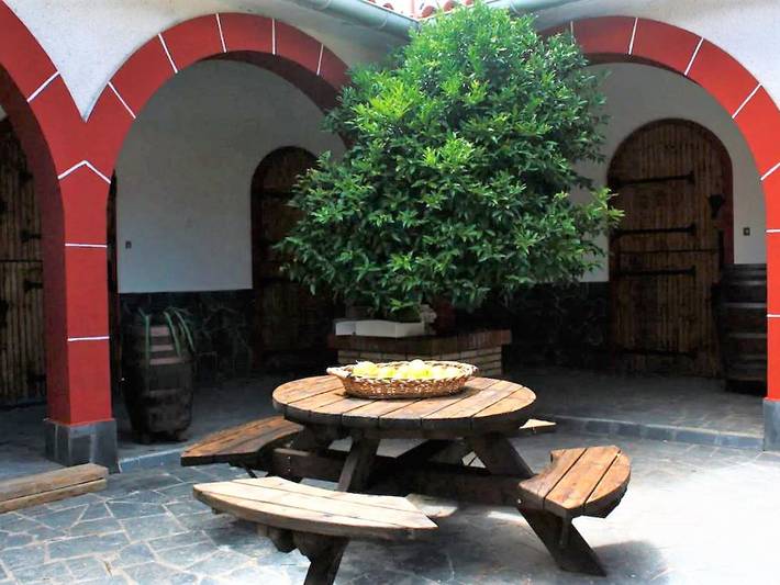 Chalet para 10 personas, con Terraza además de Jardín y Piscina en Provincia de La Coruña - 4