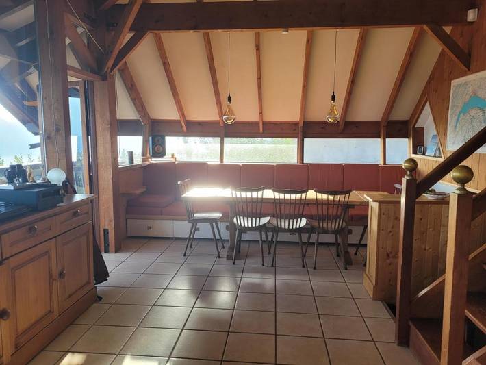 Chalet pour 8 personnes, avec piscine et vue sur le lac ainsi que jardin et vue à Thollon-les-Mémises - 3