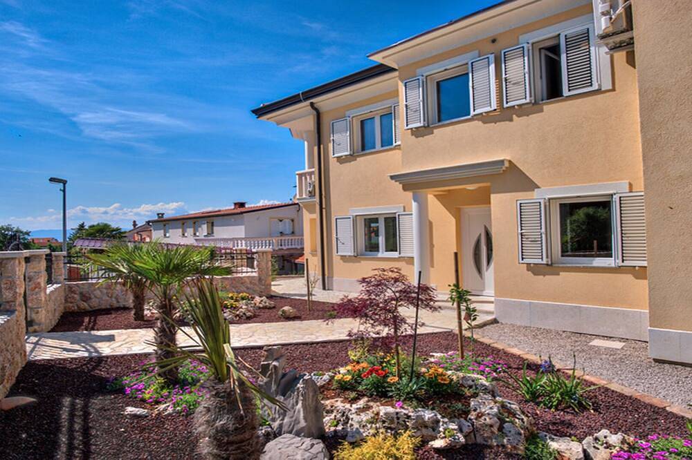 Casa vacanza a Njivice a partire da 500€ a notte