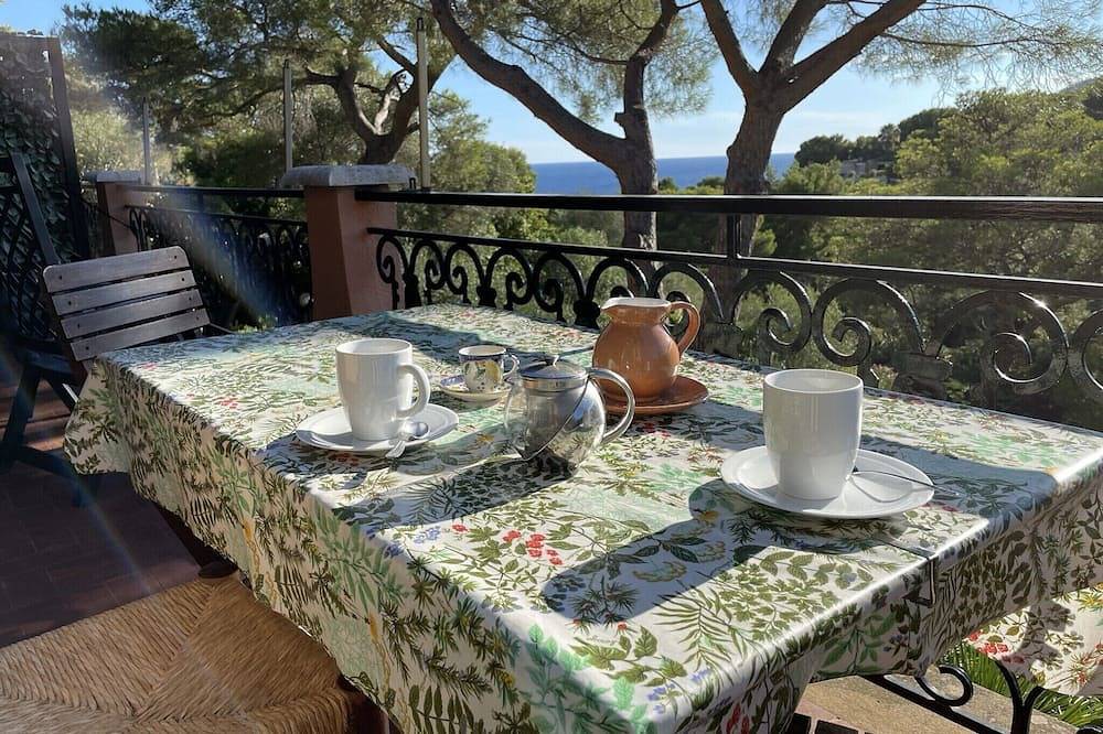 Wohnung mit Meerblick und großem Garten in Andora, Riviera di Ponente