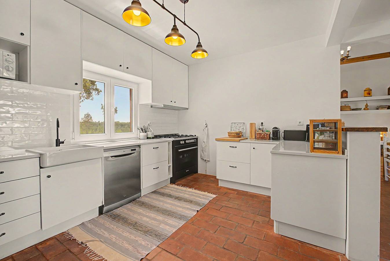 Apartamento 'Monte Do Poço Country House' com Piscina Privada, Wi-Fi e Ar Condicionado in Erra, Distrito de Santarém