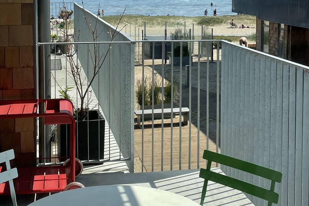 Ganze Wohnung, Lägenhet på Stranden i Åhus med Havsutsikt och Närhet Till Spa & Utomhuspool in Ahus, Schwedische Ostsee