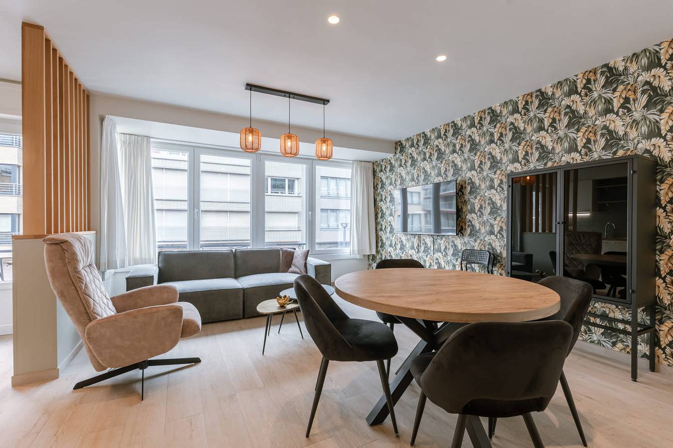 Appartement entier, Cozy apartment w/ workspace & Tv in Westende, Middelkerke