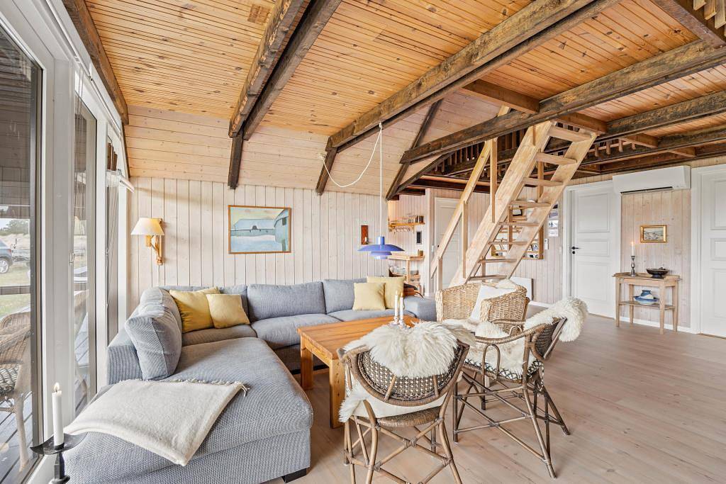 Hygge im Reetdach Haus, Meeresluft auf der Terrasse – 8 Personen in Blavand, Varde