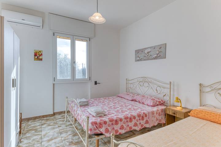 Appartamento intero, Appartamento 'Casa Sofia' con terrazza privata, giardino privato e aria condizionata in Torre Pali, Salve