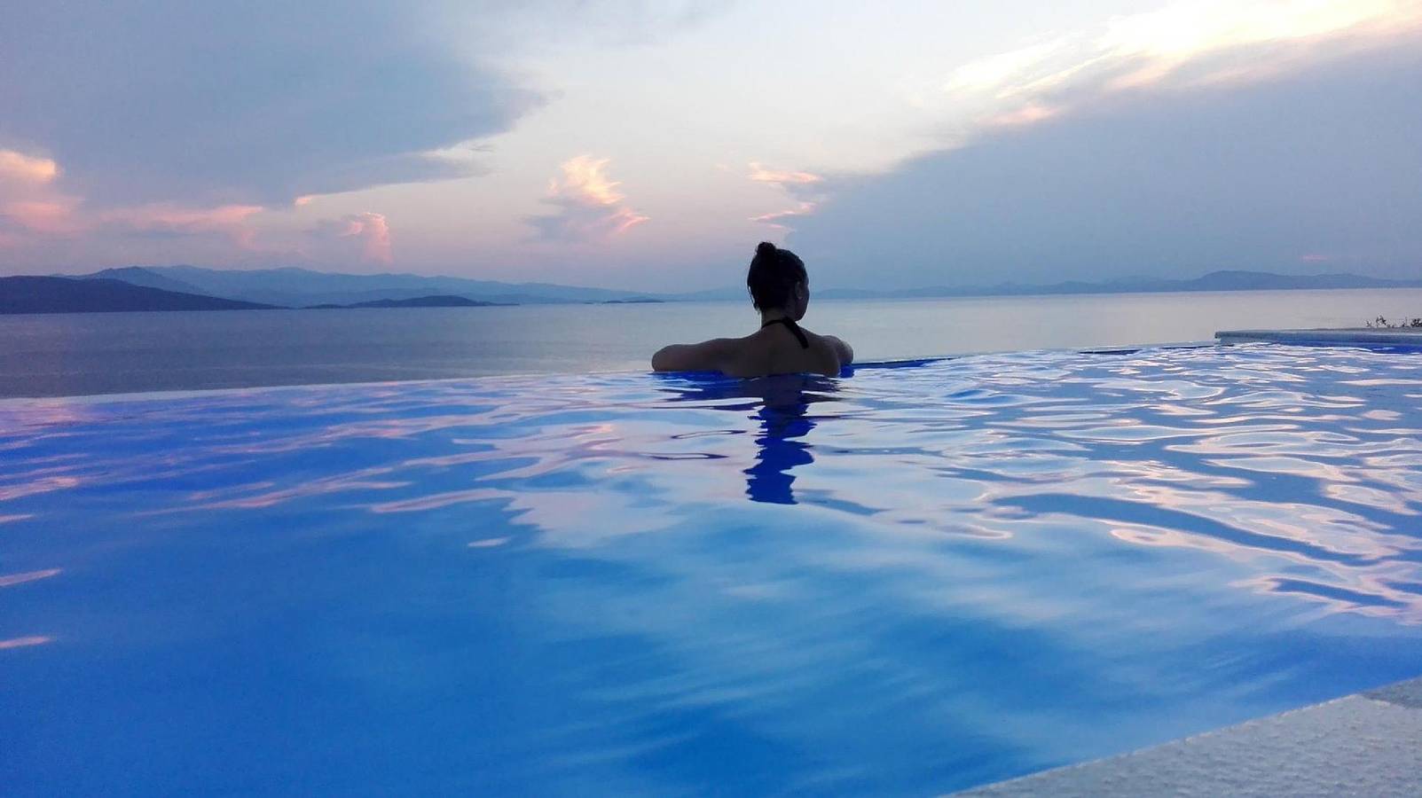 Ganze Ferienwohnung, Ganze Wohnung in Argalasti mit Privatem Pool und Meerblick in Pilion