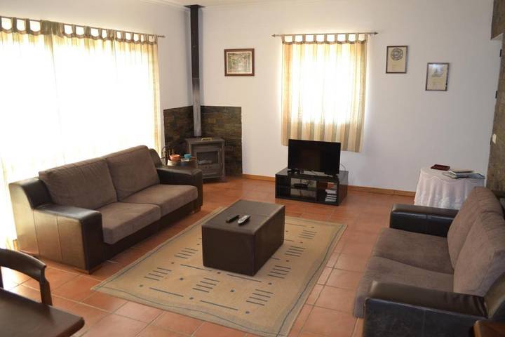 Casa de férias para 6 pessoas, com vista e jardim e ainda piscina, com animais de estimação em Baião