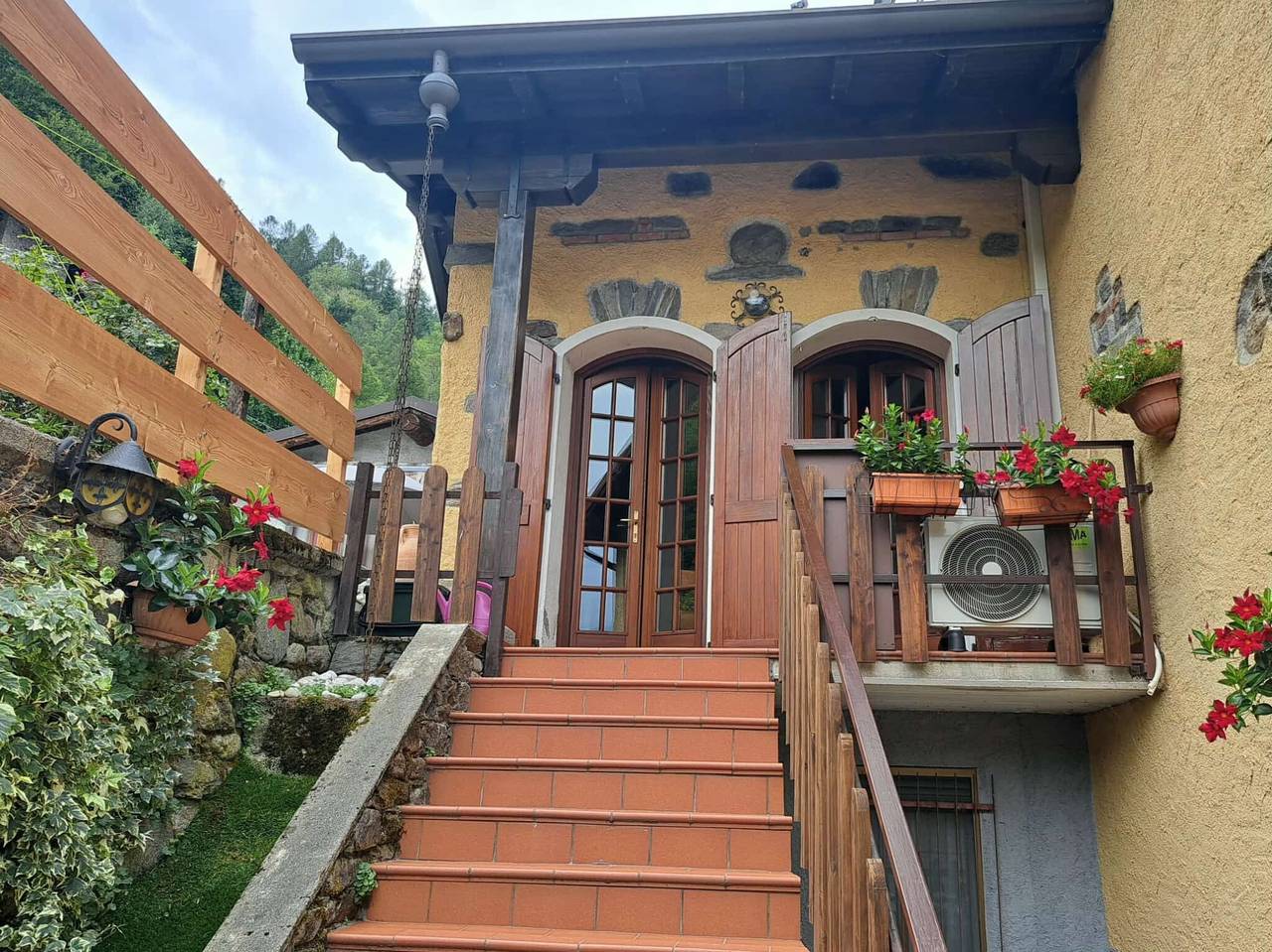 Holiday Home 'In Valtellina Da Valter E Lella' with Mountain View, Wi-Fi & Air Conditioning in Poira (Colorina), Colorina