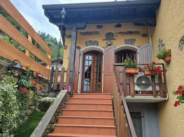 Casa Vacanza per 6 Persone in Poira (Colorina), Colorina, Foto 1