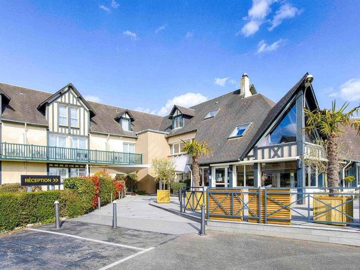 Hôtel pour 4 personnes, avec Balcon et Terrasse ainsi que Piscine et Sauna