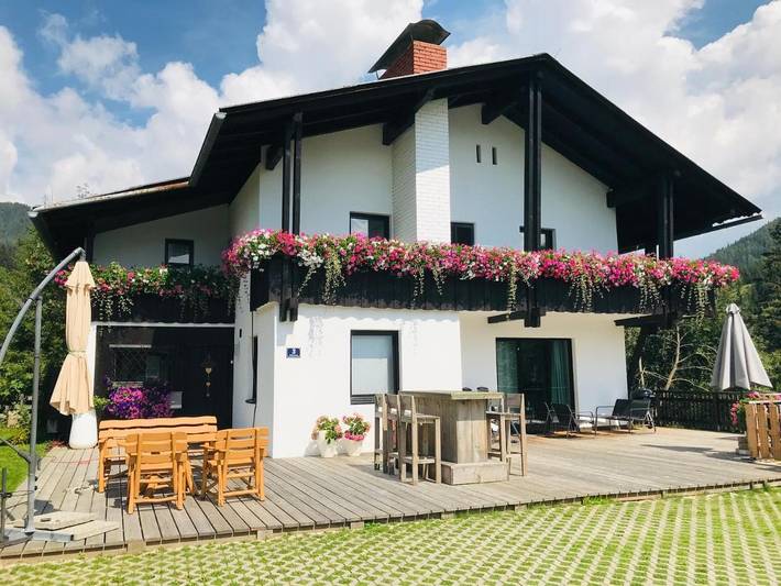 Ferienwohnung für 4 Personen, mit Garten und Ausblick in Bad Kleinkirchheim