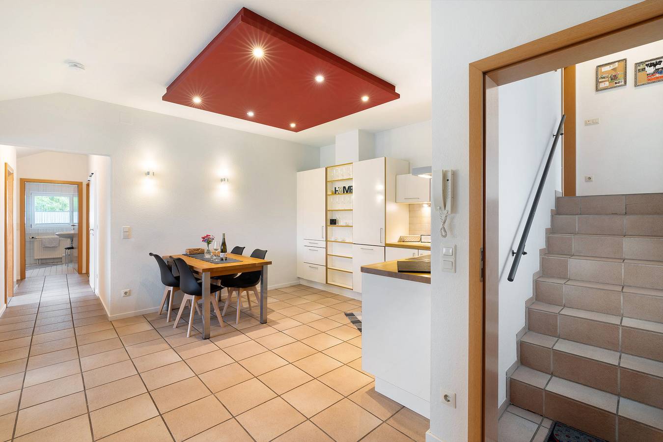 Ganze Wohnung, Ferienwohnung 'Weingut Geiler - Neucastell' mit Gemeinschaftsgarten und Wlan in Ilbesheim bei Landau in der Pfalz, Südliche Weinstraße