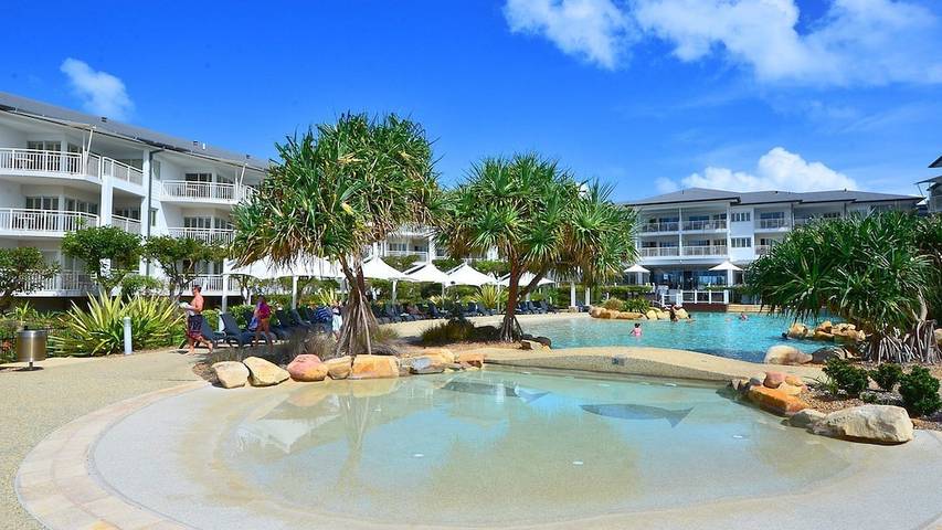 Holiday rental for 5 people, with balcony and pool in Kingscliff