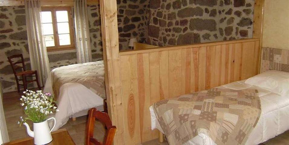 Gîte pour 4 personnes, avec jardin à Blanzac - 4