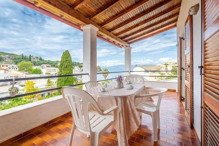 Apartment for 4 people in Kassiopi