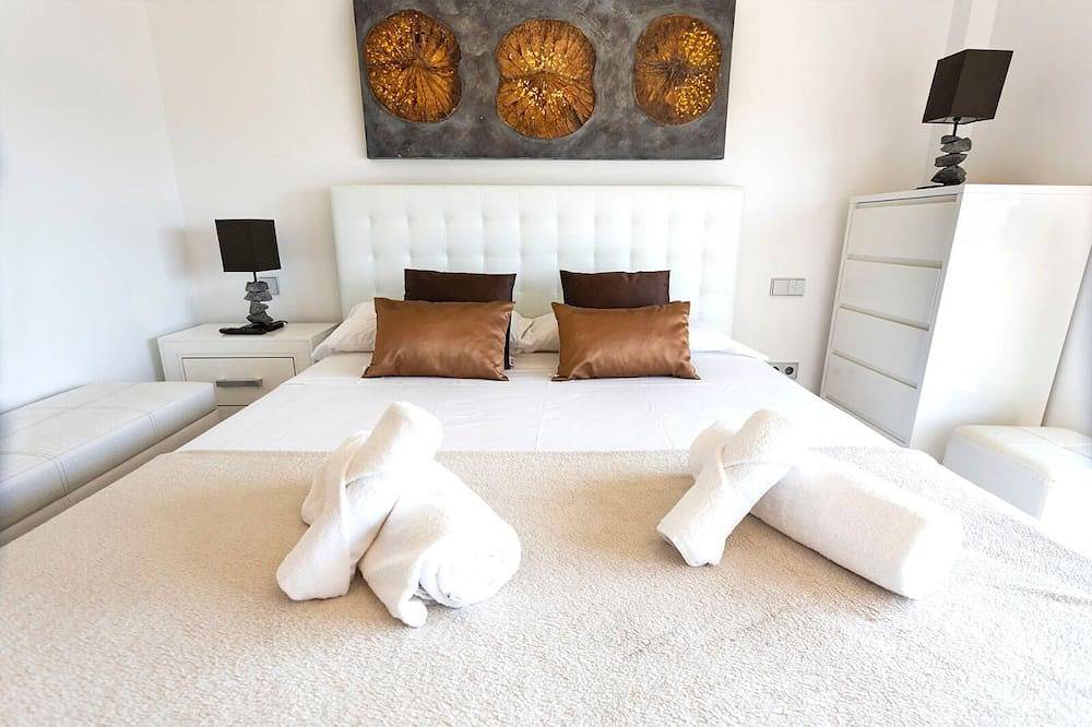 Entire apartment, Francisco Apartment Marina de Botafoch in Talamanca, Ibiza (Municipality)