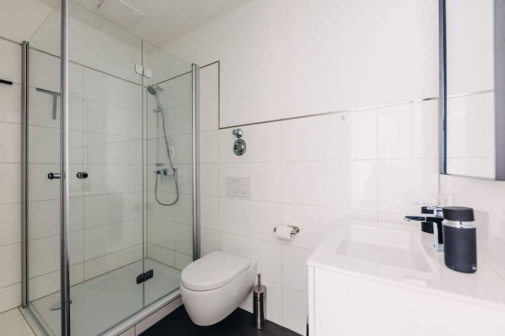 Entire apartment, Urban Elegance | Balcony | Bright Design Oasis in Düsseldorf-Friedrichstadt, Düsseldorf