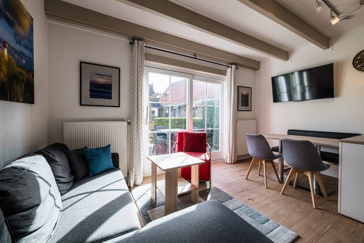 Ferienhaus für 4 Personen, mit Terrasse und Balkon/Terrasse - 1