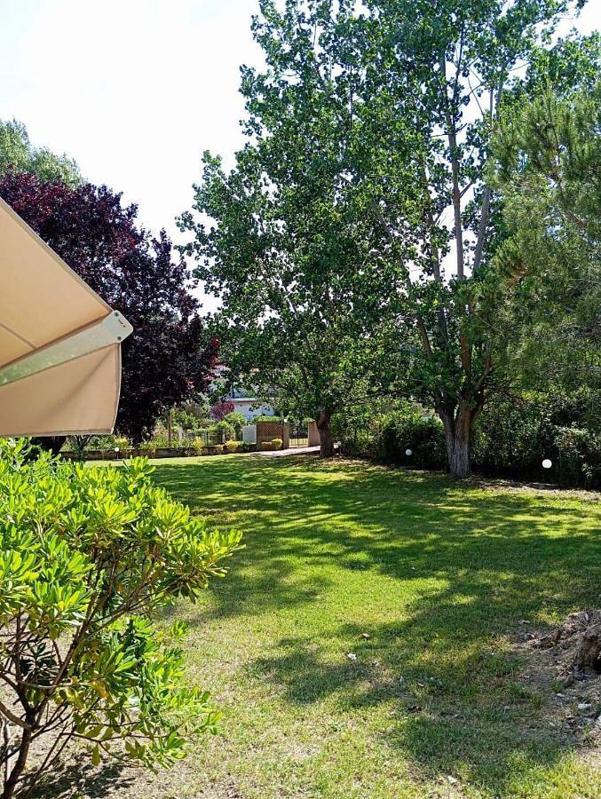 Location de vacances pour 4 personnes, avec Terrasse et Jardin dans Ormos Panagias