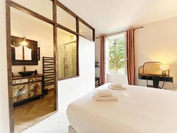 Chambre d’hôte pour 5 personnes, avec jardin ainsi que terrasse et vue à Onzain