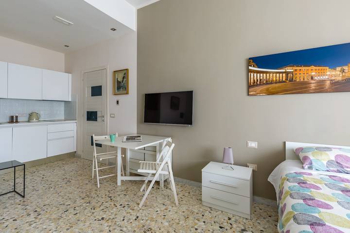 Ganze Wohnung, La Dimora Dell'Avvocato - Lo Studio in Neapel, Neapel Provinz