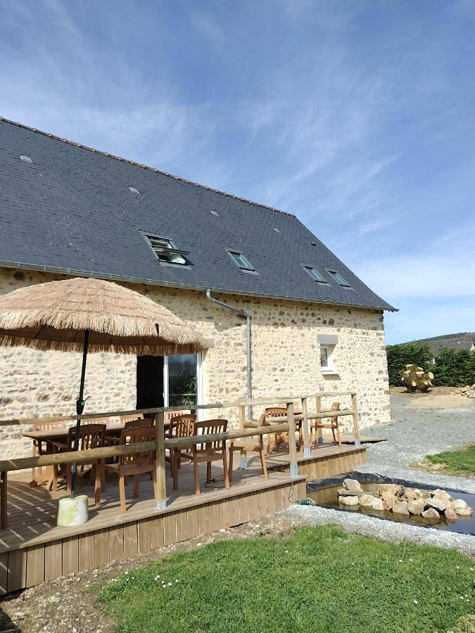 Gîte pour 2 personnes, avec jardin dans Voutré