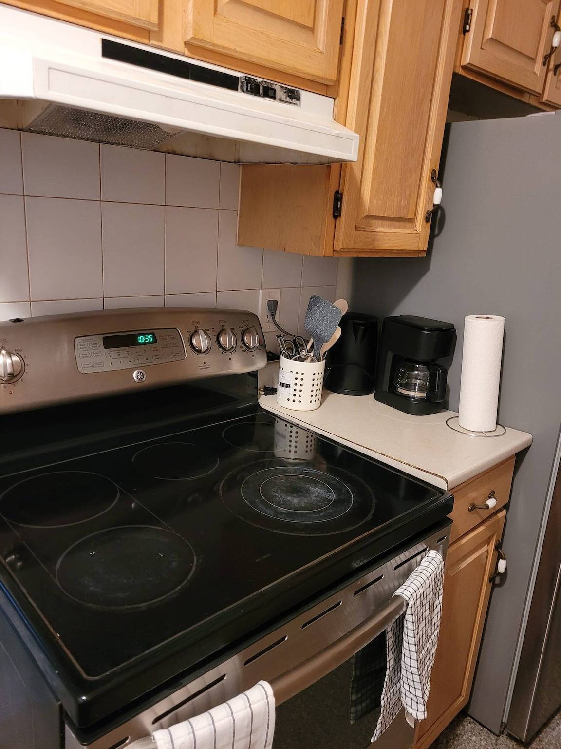 Ganze Wohnung, Modernes 2Br in der Nähe der Innenstadt und des Messezentrums in Edmonton, Alberta