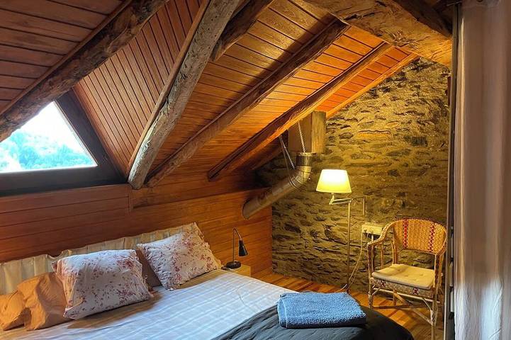 Refugi Orfila, independent rural house, ideal for families. in la Guingueta d'Àneu, Katalanische Pyrenäen