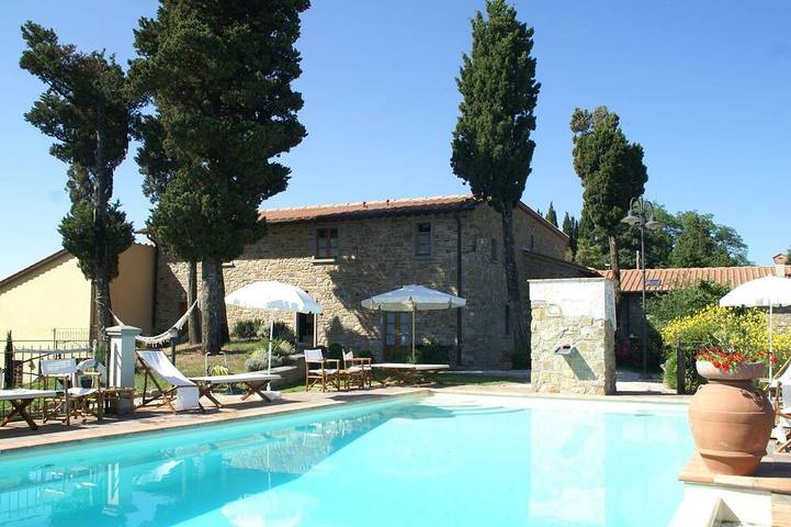 Casa vacanza per 6 persone, con terrazza e giardino nonché piscina, con animali domestici in Barberino di Mugello