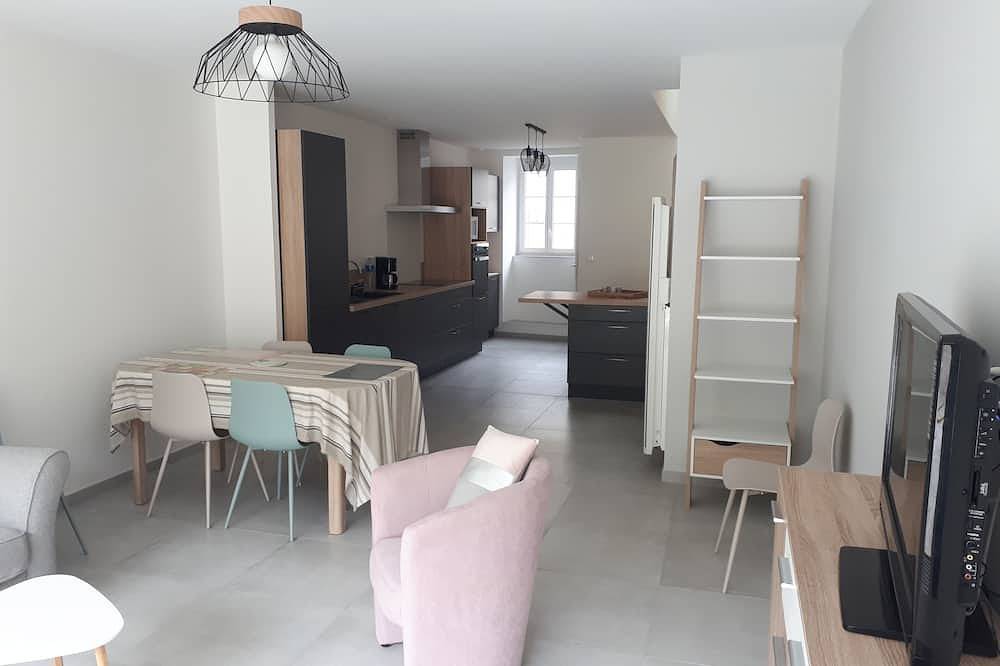 300 m from the center of Laruns in Laruns, Béarn