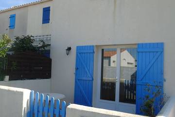Gîte pour 2 personnes, avec terrasse dans Plage des Huttes