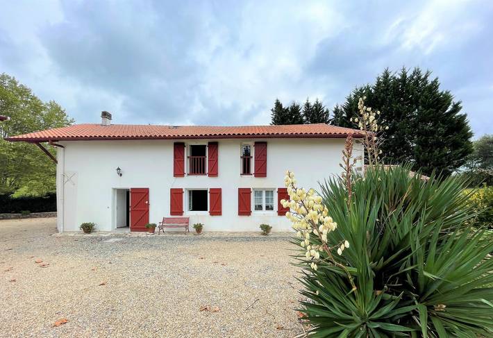 Gîte pour 6 personnes, avec Jardin