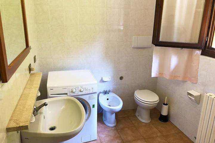 Ganze Wohnung, Directly on the lake in Crone Beach (Idro), Idro