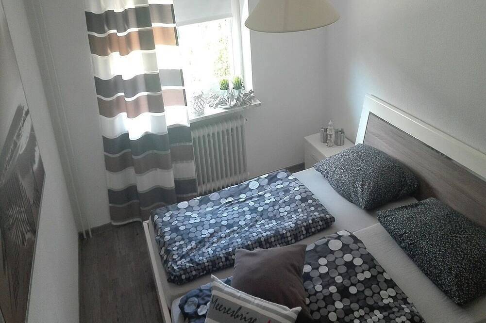 Ganze Wohnung, Haus Meeresbrise Nr.1 mit Terrasse im Kurviertel in Büsum, Nordseeküste