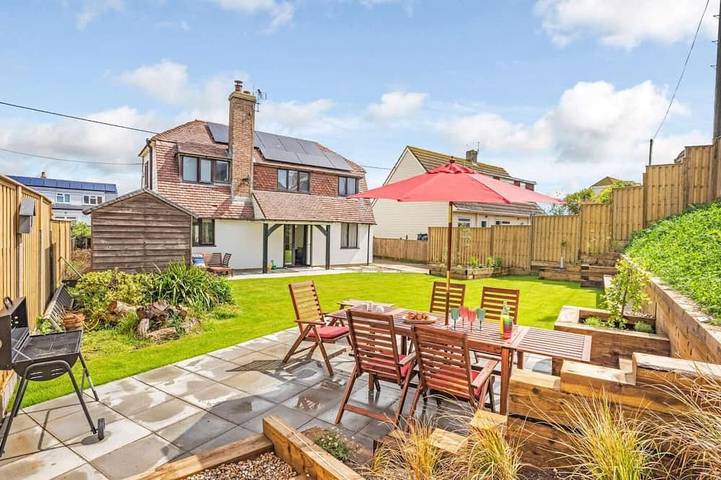 Cottage for 4 people, with garden, with pets in Camber Sands