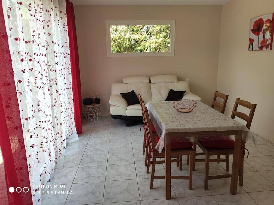 Appartement entier, Nature, détente et calme au pied du Vercors in Beauregard-Baret, Région de Valence