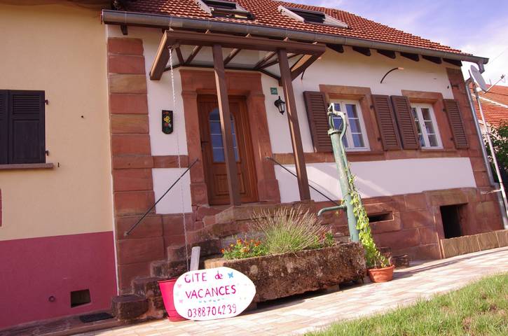 Gîte pour 6 personnes, avec jardin à Erckartswiller