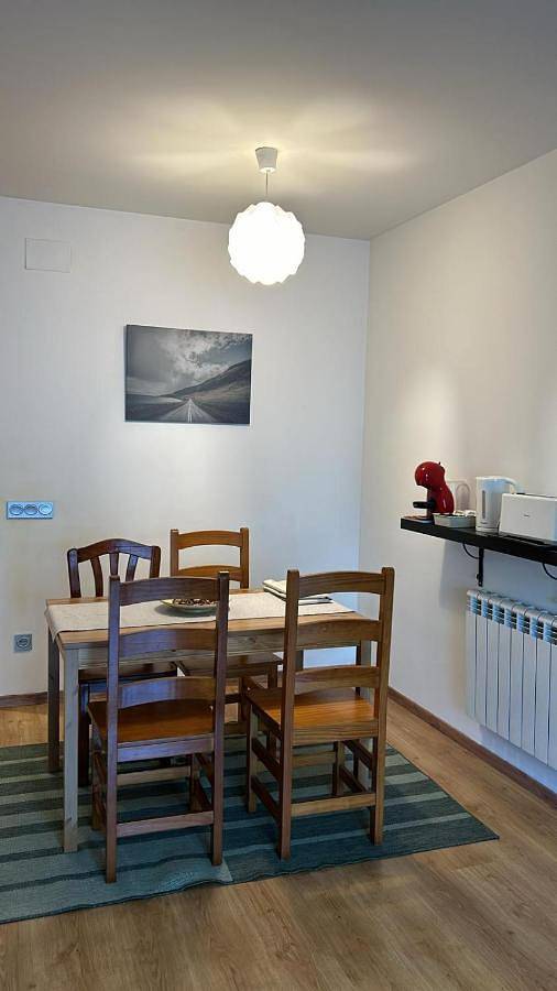 Gîte pour 4 personnes, avec Terrasse à Olvan - 4