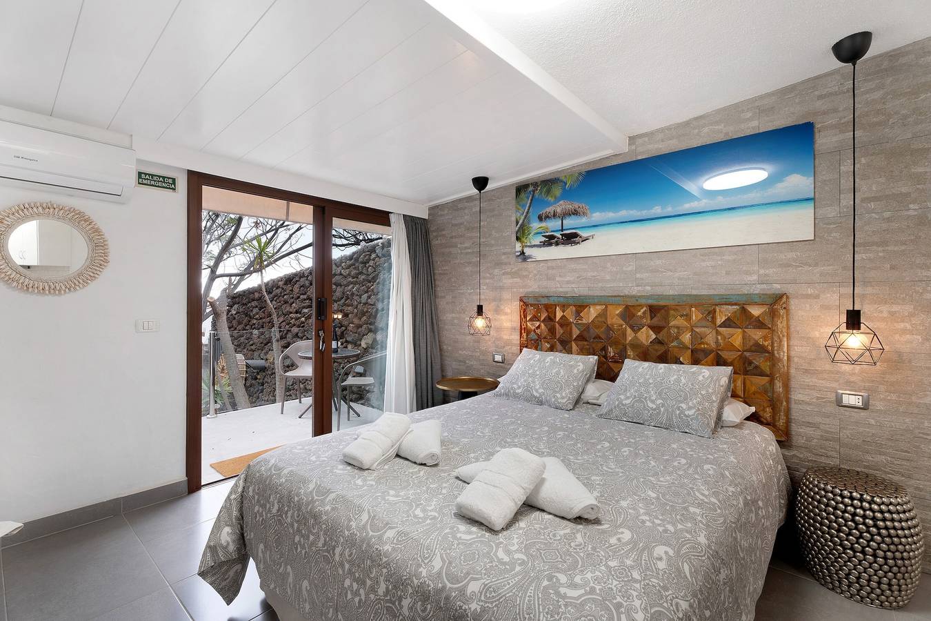Apartamento entero, Apartamento 'Finca Wapa - Estudio 2' con vistas al mar, Wi-Fi y aire acondicionado. in Las Puntas, Frontera 