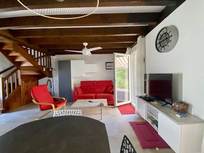 Maison mitoyenne proche centre, 3 pièces, 4 couchages, parking, Wi-Fi in Cambo-les-Bains, Région de Bayonne