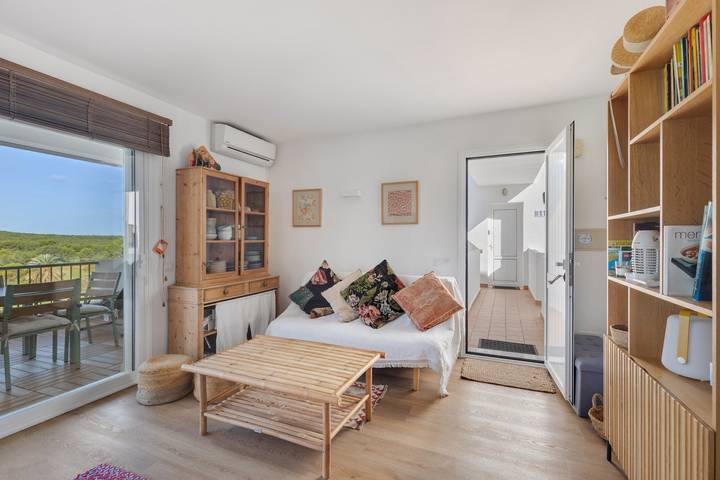 Appartement entier, Appartement 'Golf' avec vue sur la montagne, Wi-Fi et climatisation in Son Parc, Es Mercadal