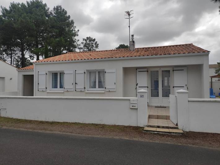 Gîte pour 6 personnes, avec jardin et terrasse