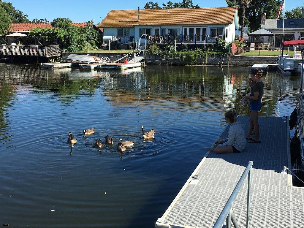 Lake Living on the Water - Reihenhaus mit eigenem Dock in Lakeport (Clearlake) in California North Coast