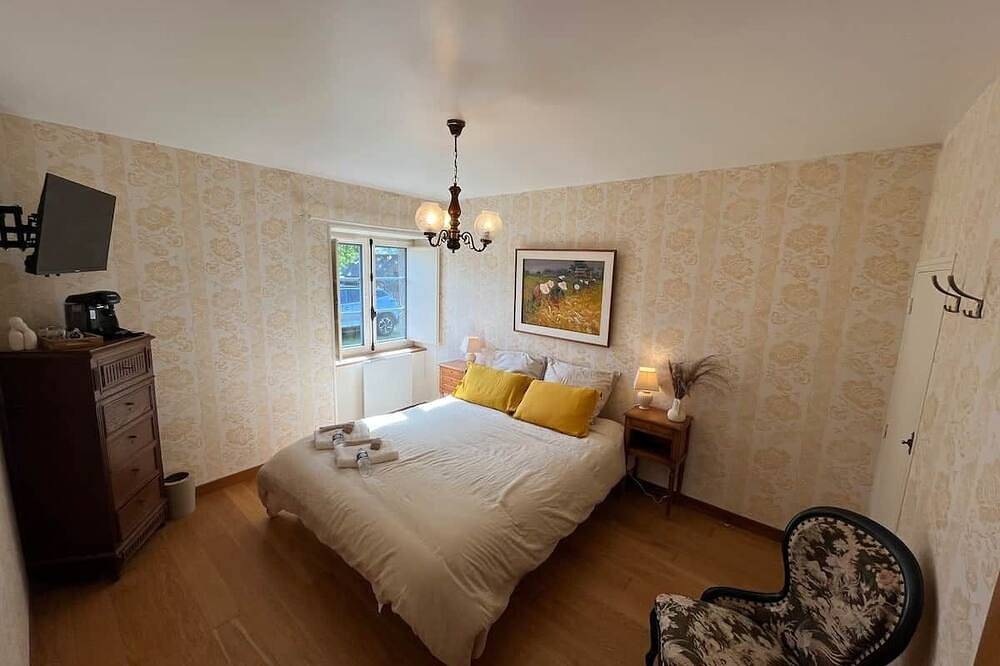 La Maison d’Odette : les Deux chambres in Saint-Rémy-du-Plain, Fougères-Vitré